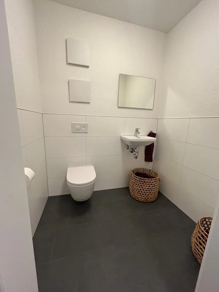 LETZTE 4-ZIMMERWOHNUNG – NEUBAU – BARRIEREFREI – SOFORT VERFÜGBAR - Gäste-WC (13893)