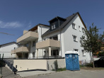Heimatglück Süd-Ost-Ansicht - Moderne Dachgeschosswohnung mit 4 Zimmern, Gäste-WC & Abstellraum – Helles Wohnen auf höchstem Niveau