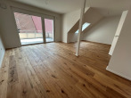 Wohn-Essbereich Whg7 - Moderne Dachgeschosswohnung mit 4 Zimmern, Gäste-WC & Abstellraum – Helles Wohnen auf höchstem Niveau