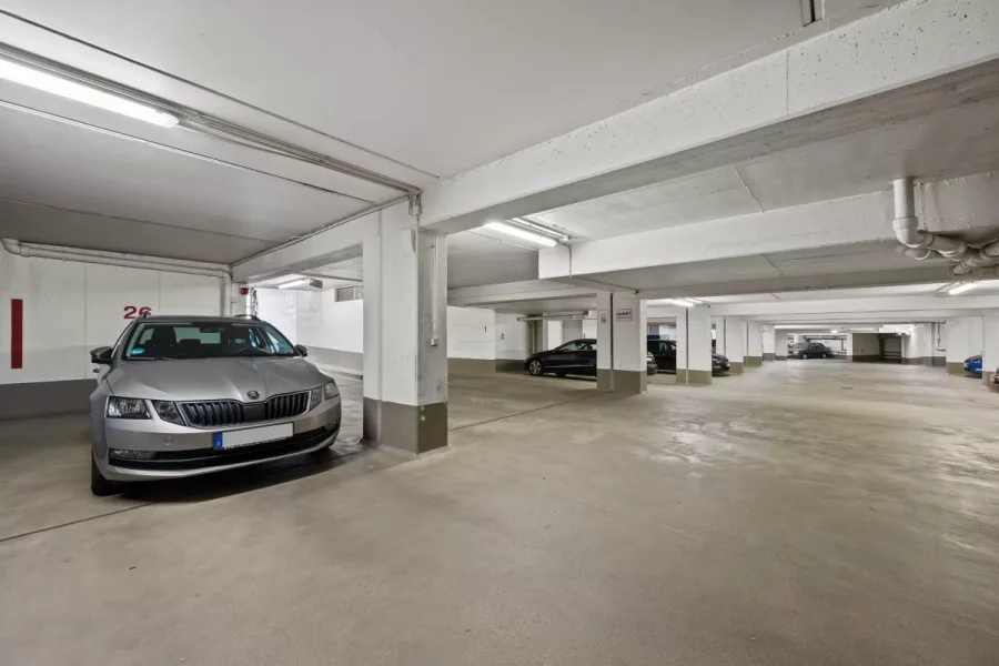 Großzügige 3-Zimmerwohnung mit 95,74 m², großer Südloggia, 2 Bädern & 2 Tiefgaragenstellplätzen - TG Stellplatz_1 (13186)