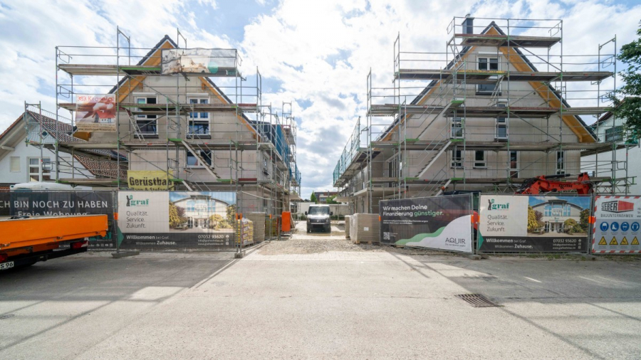 GENIALE 4 Zimmer: Kamin, Süd-Loggia & 2. Balkon – Großzügiges Wohnen auf zwei Ebenen - Aktueller Baustand_Juli 2025 (8506)