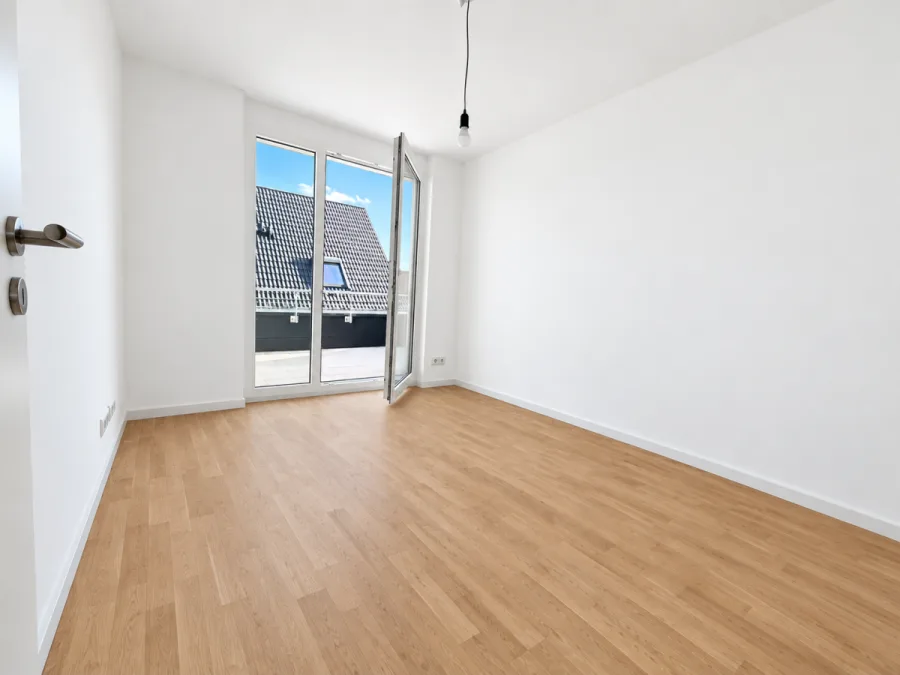 GENIALE 4 Zimmer: Kamin, Süd-Loggia & 2. Balkon – Großzügiges Wohnen auf zwei Ebenen - Whg 7 Zimmer 1 (14470)