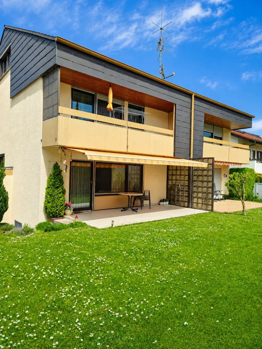 Sonniges Familienglück mit Garten, Balkon und viel Platz zur Entfaltung in Dagersheim - Garten & Terrasse (14310)