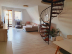 Ihr Wohnbereich und Balkon
